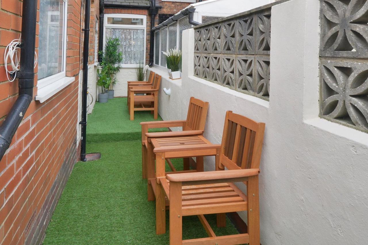 Spacious Modern Ground Floor Apartment, For Up To 6 Guests Scarborough Exterior foto