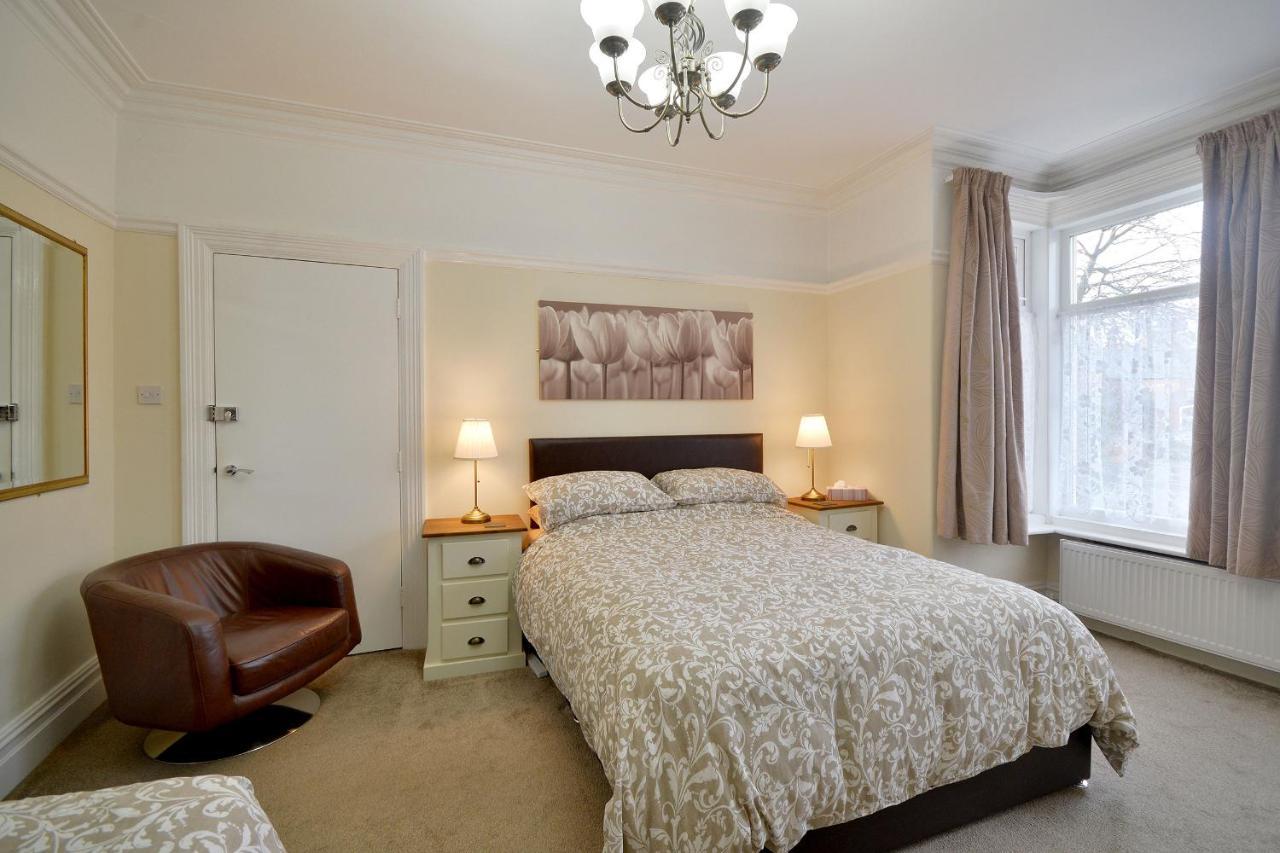 Spacious Modern Ground Floor Apartment, For Up To 6 Guests Scarborough Exterior foto