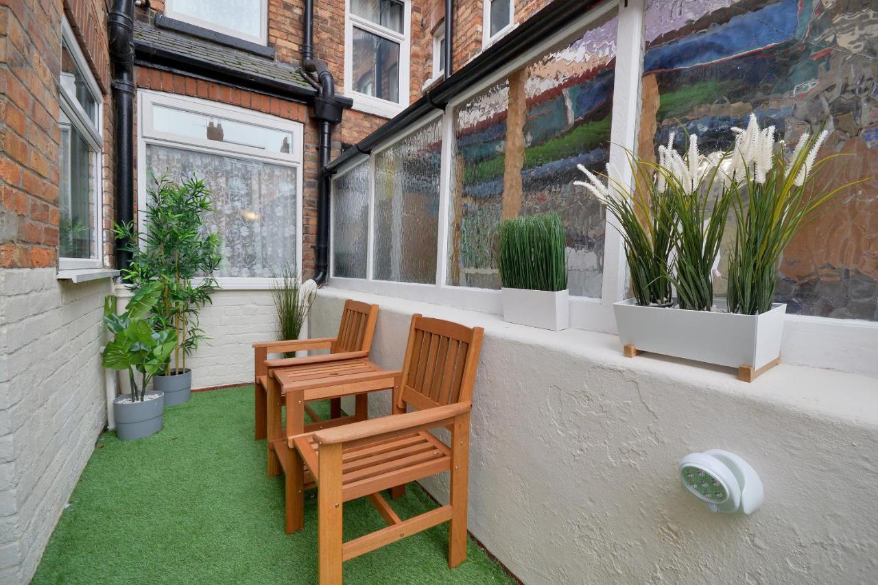 Spacious Modern Ground Floor Apartment, For Up To 6 Guests Scarborough Exterior foto